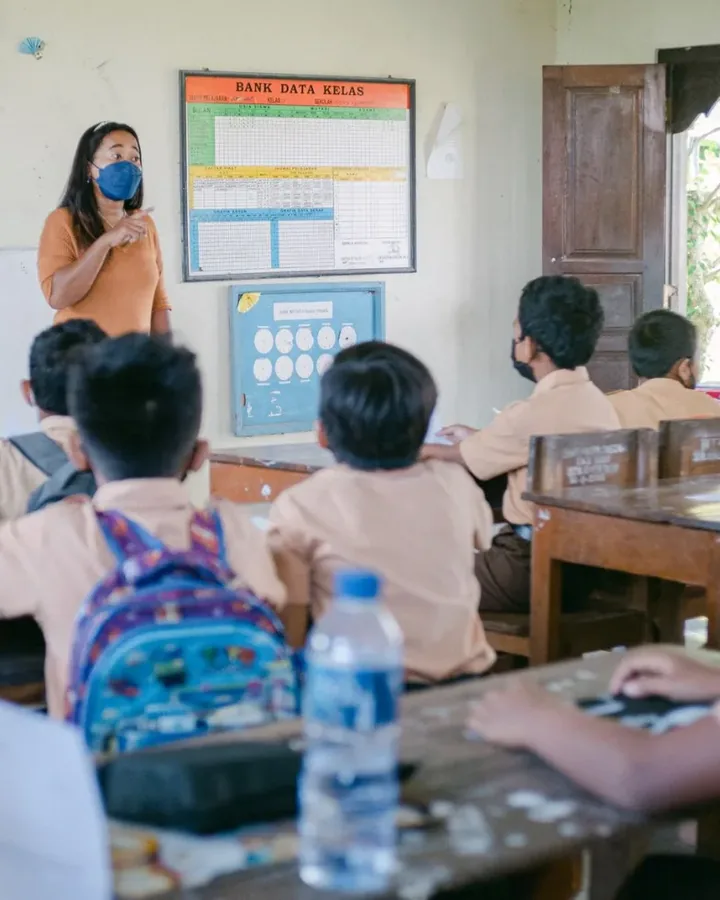 Sinh viên học tiếng Anh tại Bảo Trân 16